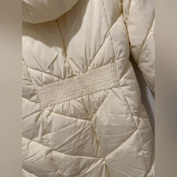 NWOT STEVE MADDEN Women's Cream Quilted Long Coat - Size XS - Picture 6 of 13